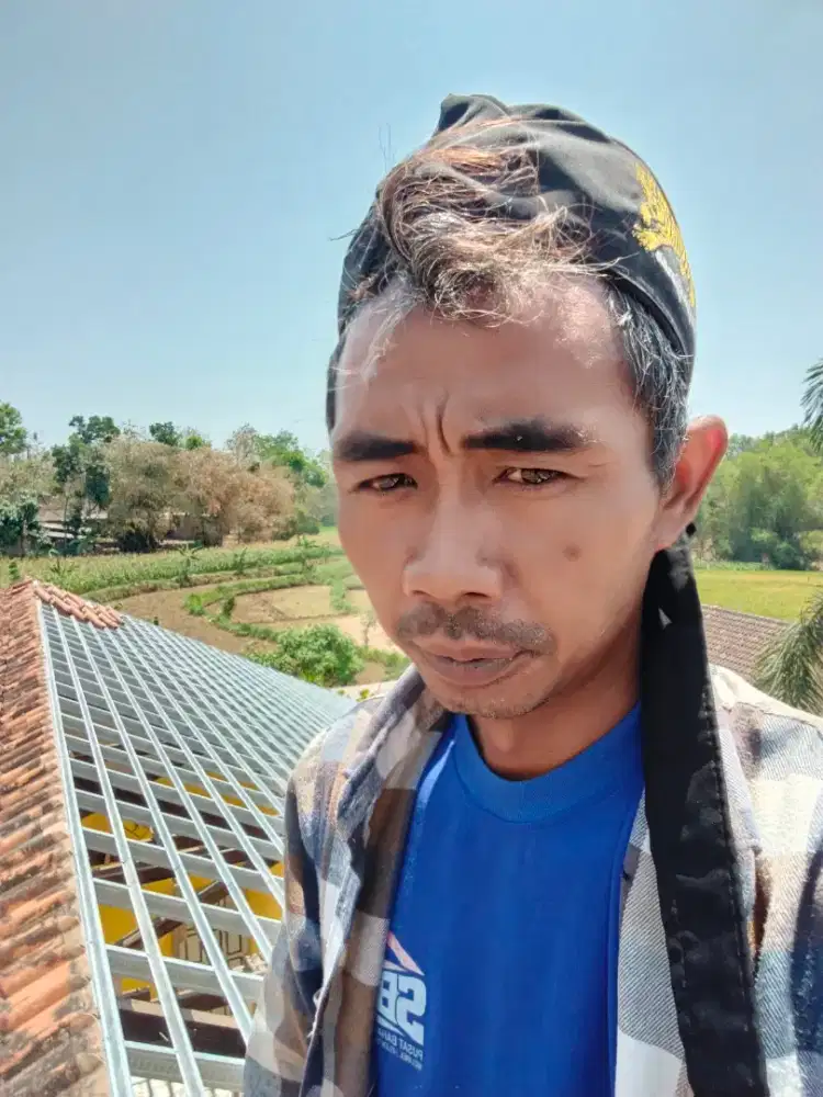 Pemasanga atap baja ringan dan pelapo dan kanopi