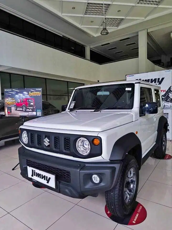 Suzuki Jimny 3 Pintu 2025 Ready Stock Diskon 70 Juta