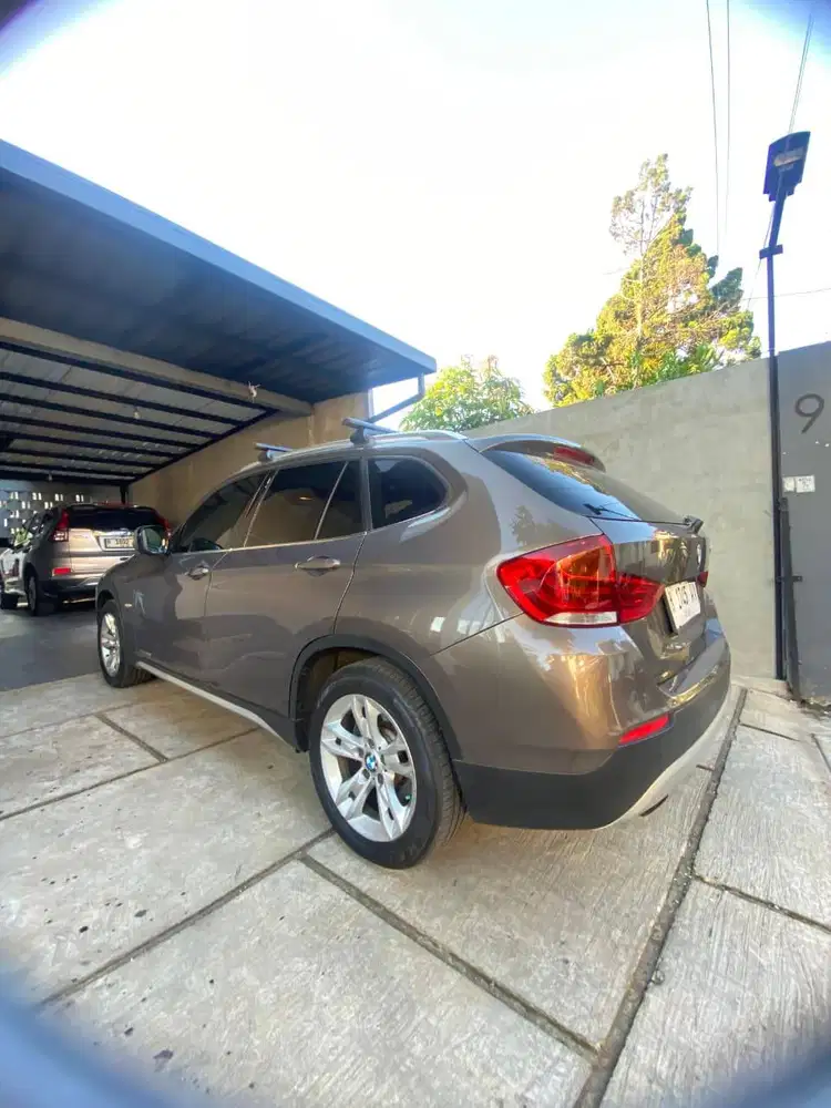 JUAL BMW X1 sDrive 20d (2012)