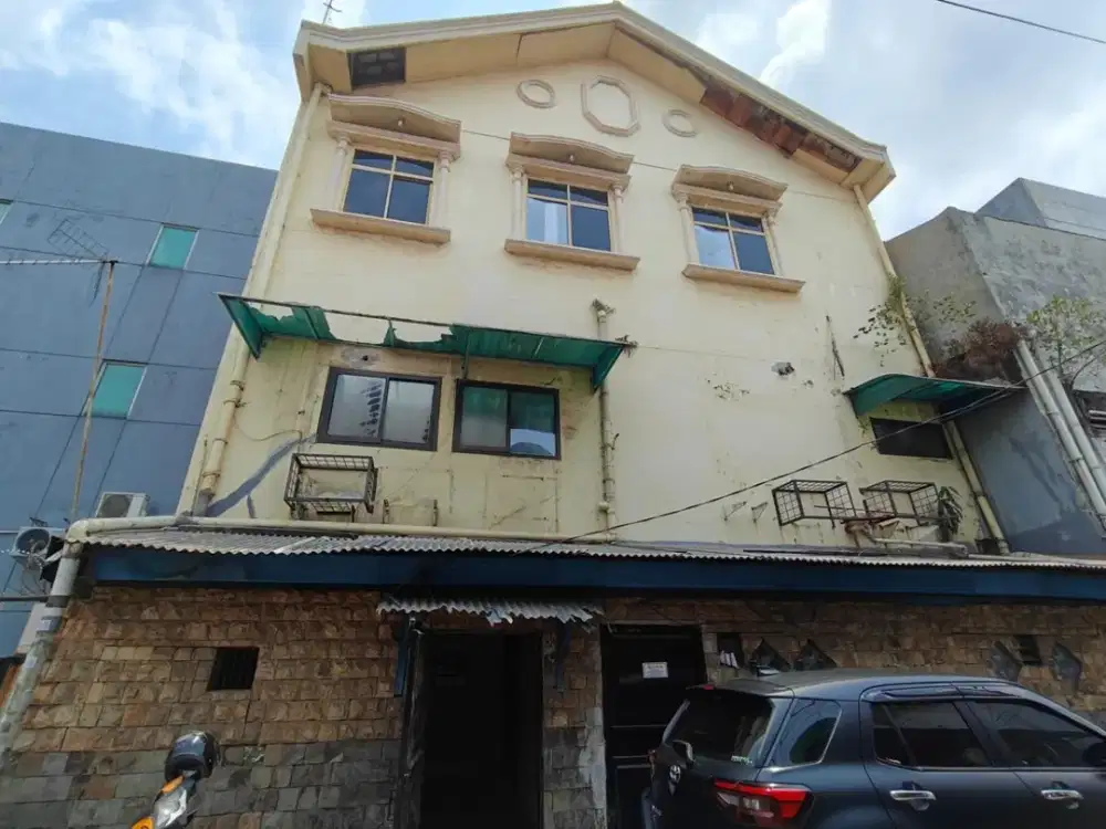 Dijual Murah dan Cepat Mini Gedung di Enggano Raya Tanjung Priok Luas 323 M2 Lokasi Strategis Hadap Utara Cocok Buat Bank Showroom Kantor Gudang Dll