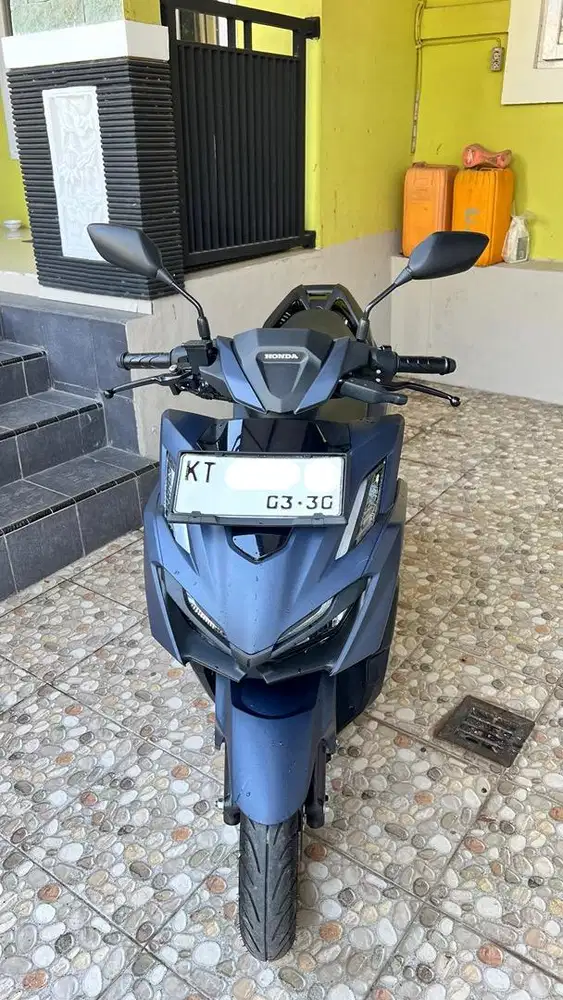 VARIO 160 CBS 2025 KM 800 PERAK LIKE NEW