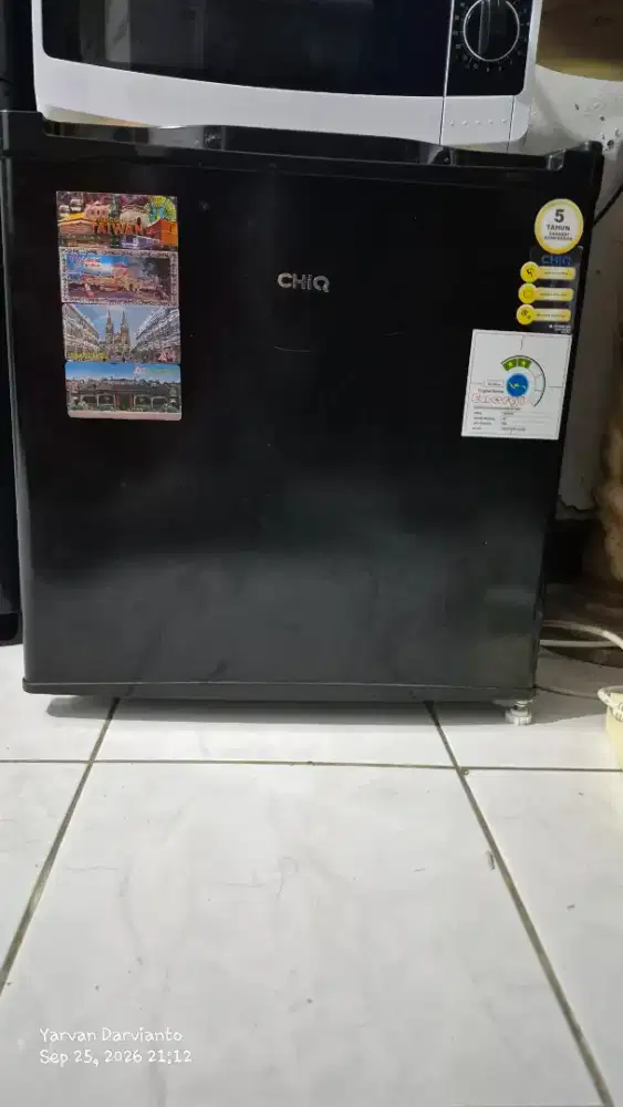 di jual kulkas 1 pintu kecil merk chiq
