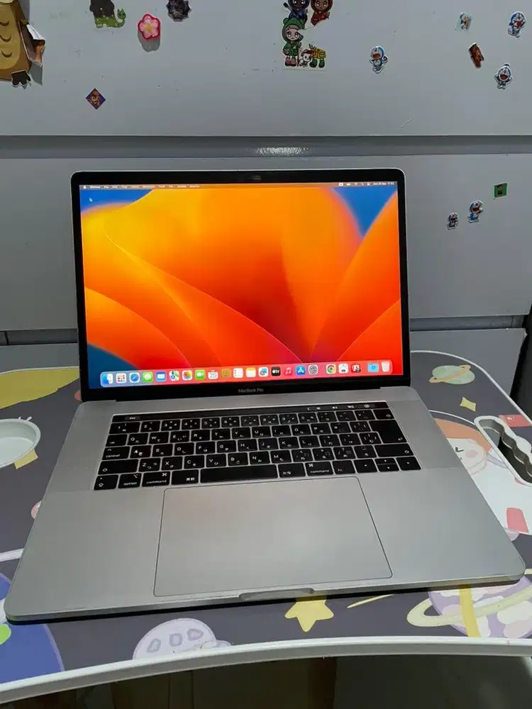 Macbook Pro 2018 Touchbar 15inch i7/16/256Gb