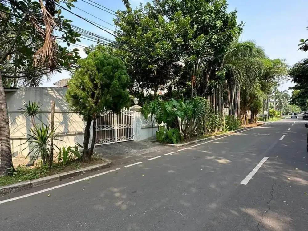 Dijual Rumah Strategis Bagus di Pulomas  Jakarta Timur