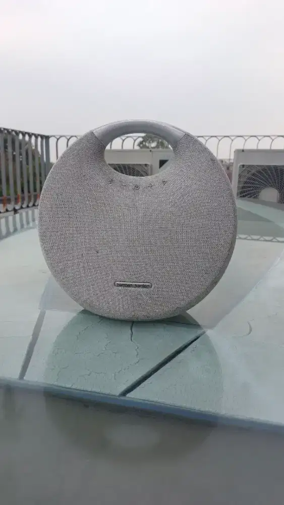 Harman kardon onyx 5