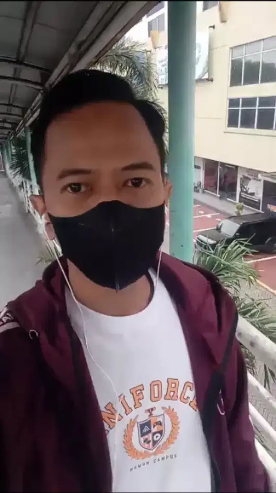 Saya sedang membutuhkan pekerjaan apa saja