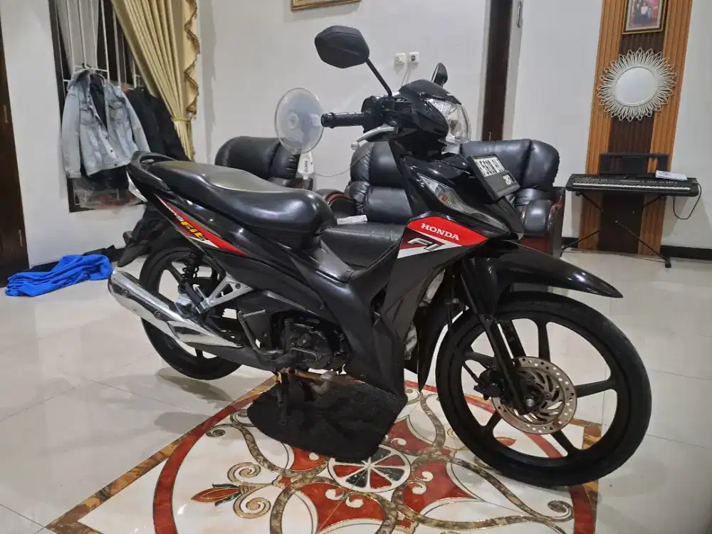 Honda Revo pajak hidup