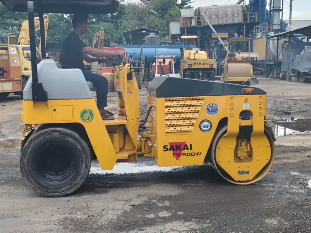 DIJUAL Used Road Roller/Kombinasi