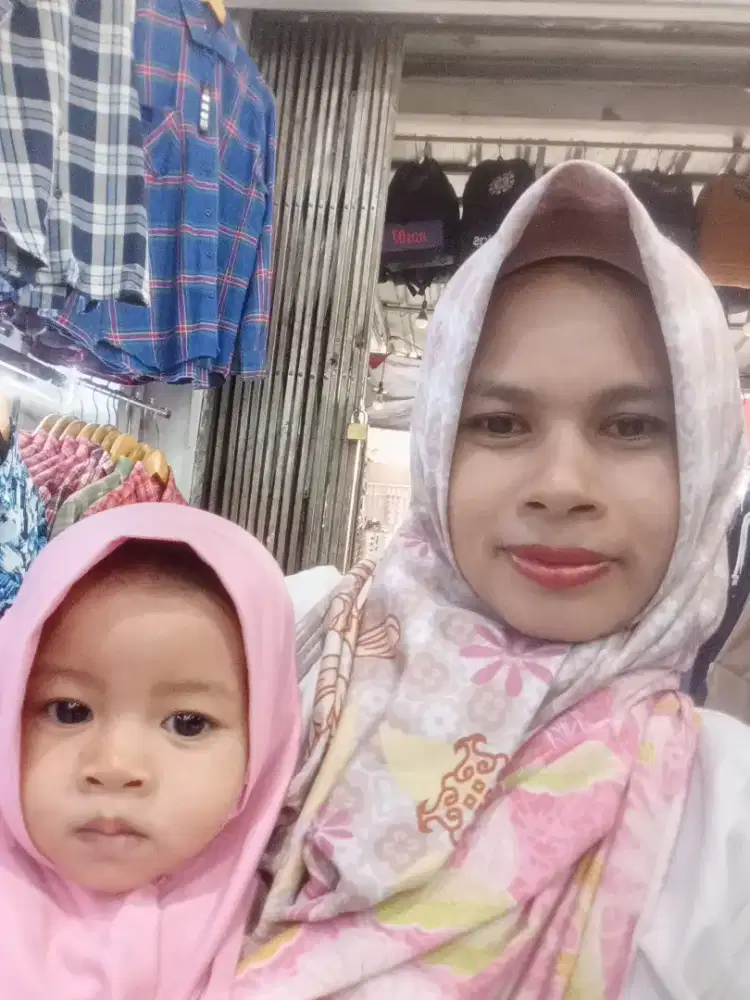 Cari pekerjaan yang bisa bawa anak yang pulang pergi