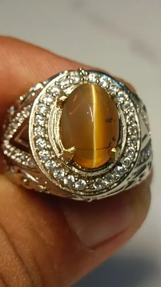 Permata ALEXANDRITE CHRYSOBERYL CHANGECOLOR Srilanka NTD Certificate