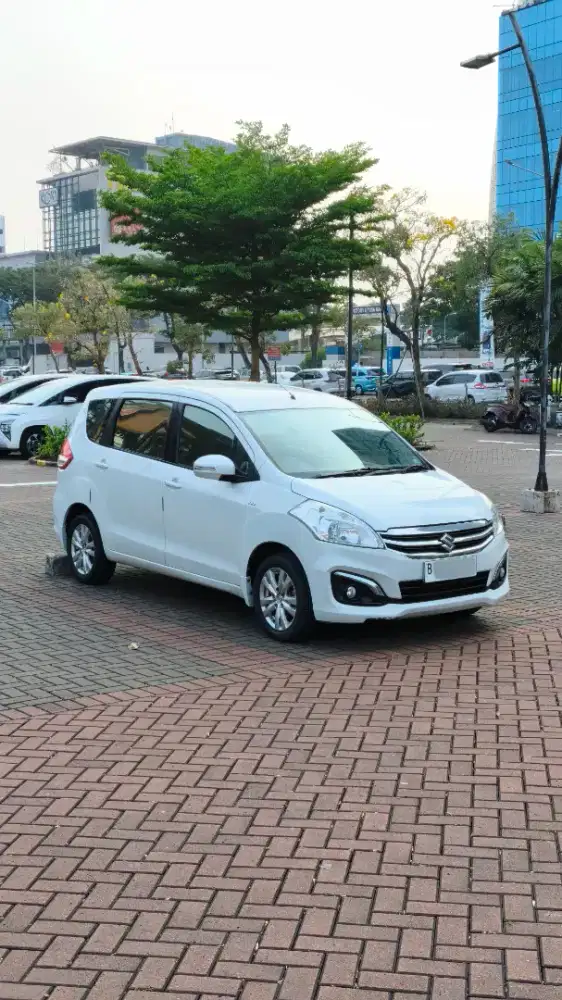 Suzuki Ertiga GX Manual 2016 MT Putih Bukan GL
