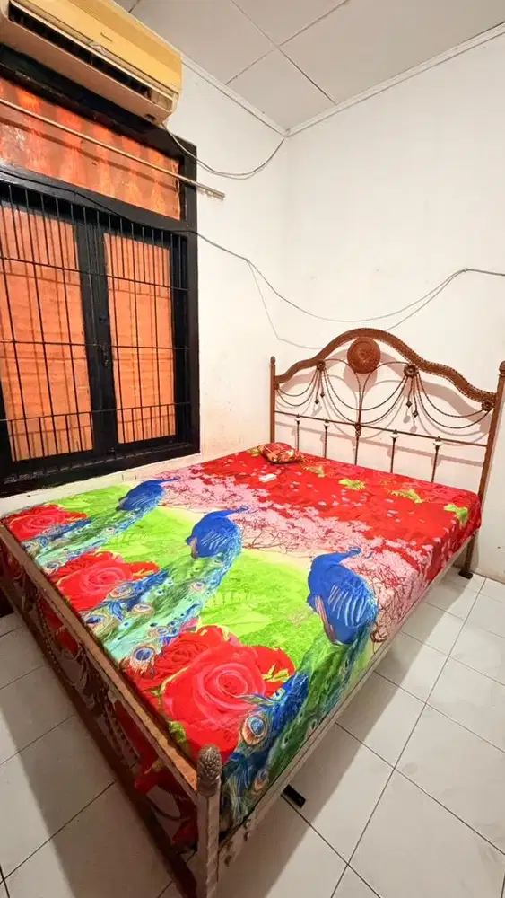 FOR SALE KASUR DAN DIPAN BESI ONE SET