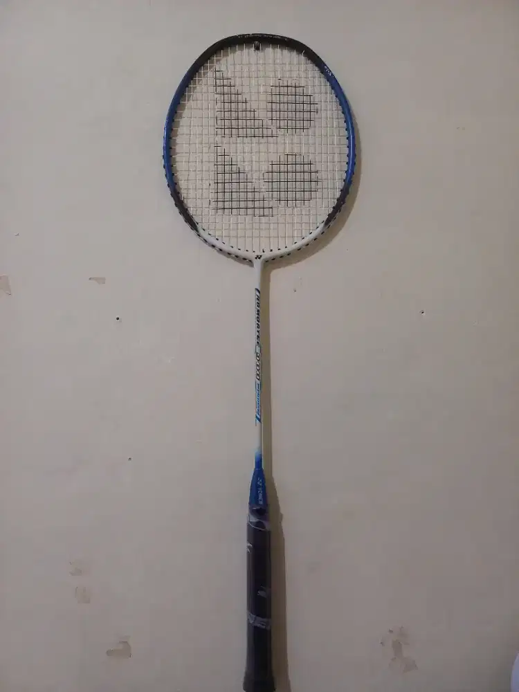 Raket Badminton
