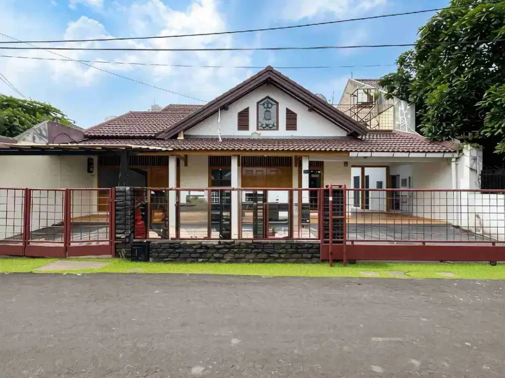 Kebayoran Baru Blok M Area Rumah Siap Huni Dekat Stasiun MRT