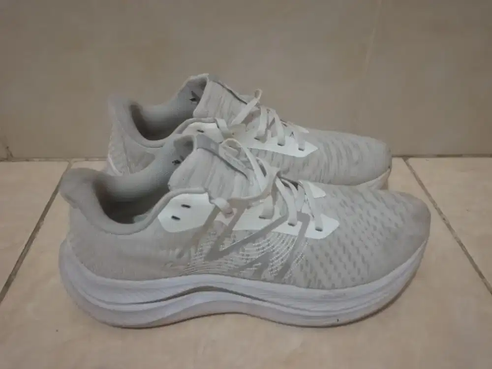 Sepatu New Balance Fuel Cell Propel v4