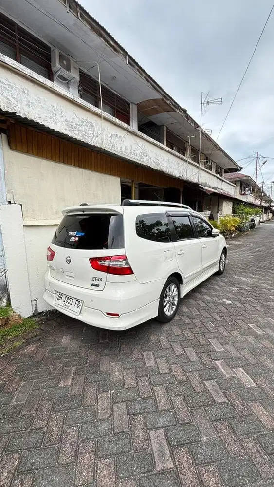 NISSAN GRAND LIVINA 1.5 HWS AUTECH AT 2014 Kondisi Siap Pakai