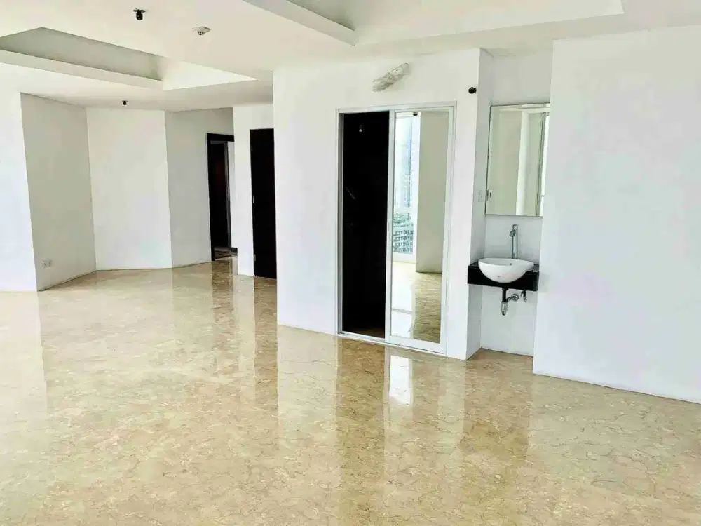 Springhill Royale Kemayoran Tipe King 185M2 3BR Private Lift View Golf 360 derajat