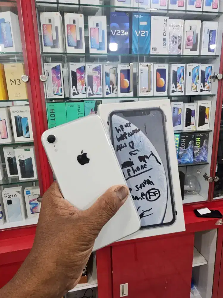 Iphone xr 128gb imei permanen bh 72 mlus