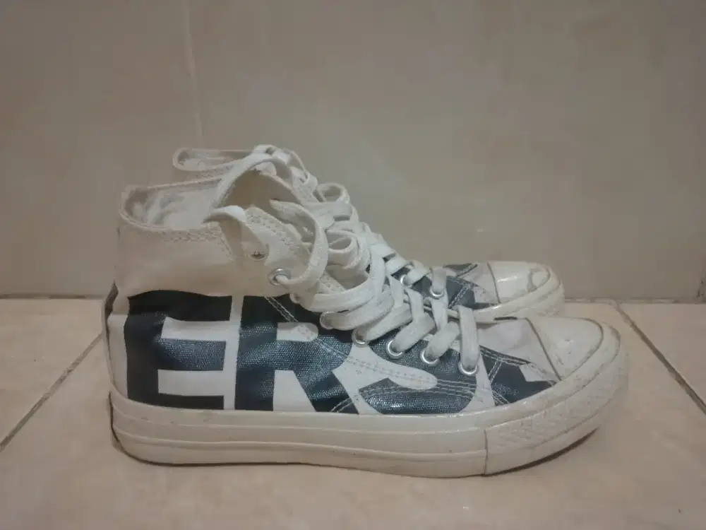 Sepatu Converse