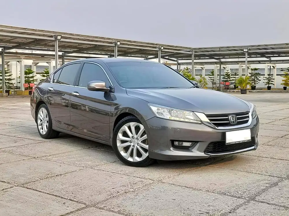 (TDP 15JT) LOW KM 74 RB (ANTIK) HONDA ACCORD 2.4 VTI-L AT 2015 ABU !
