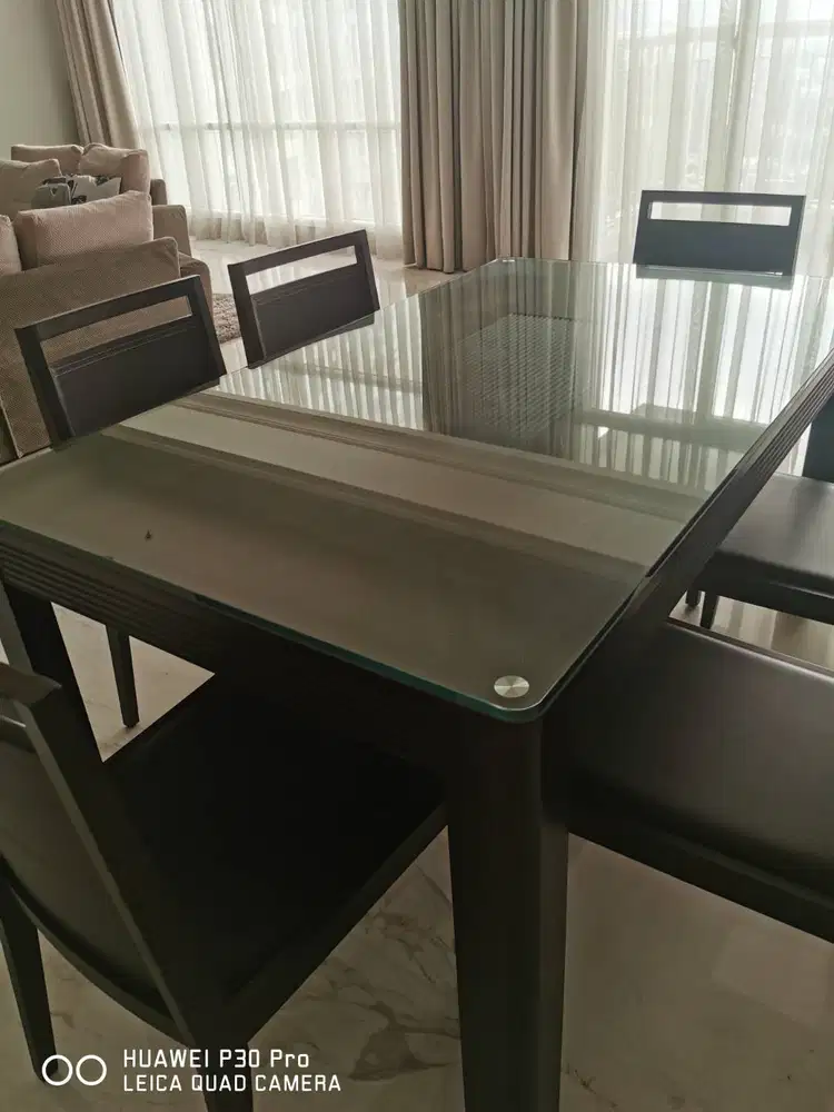 Meja makan + 6 kursi