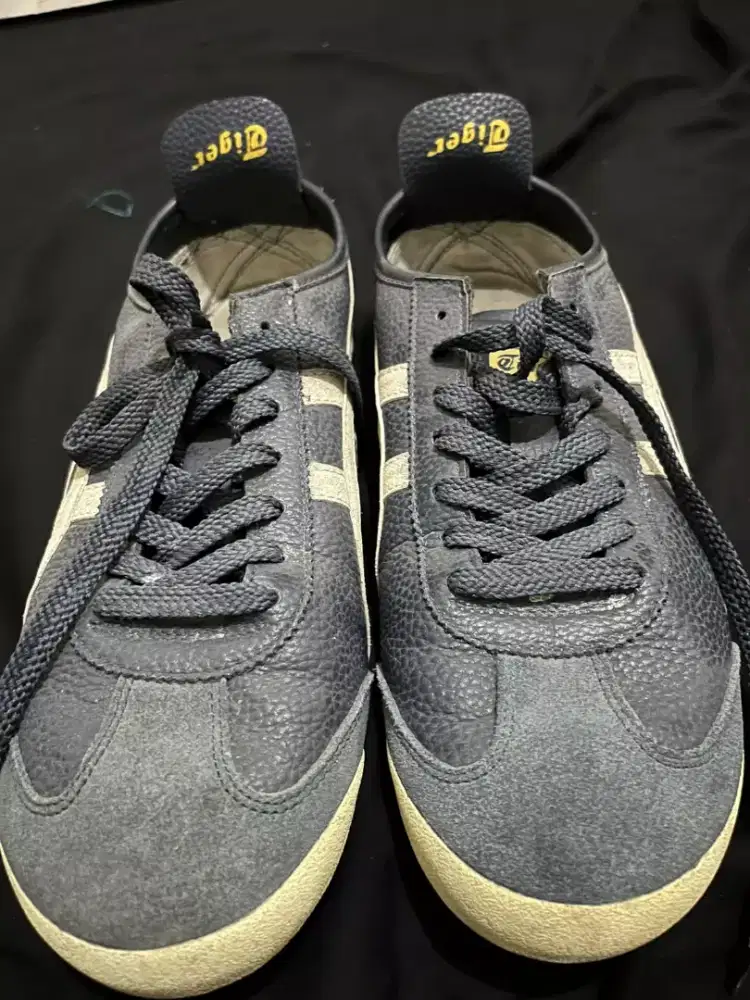 Jual sepatu eiger onitsuka