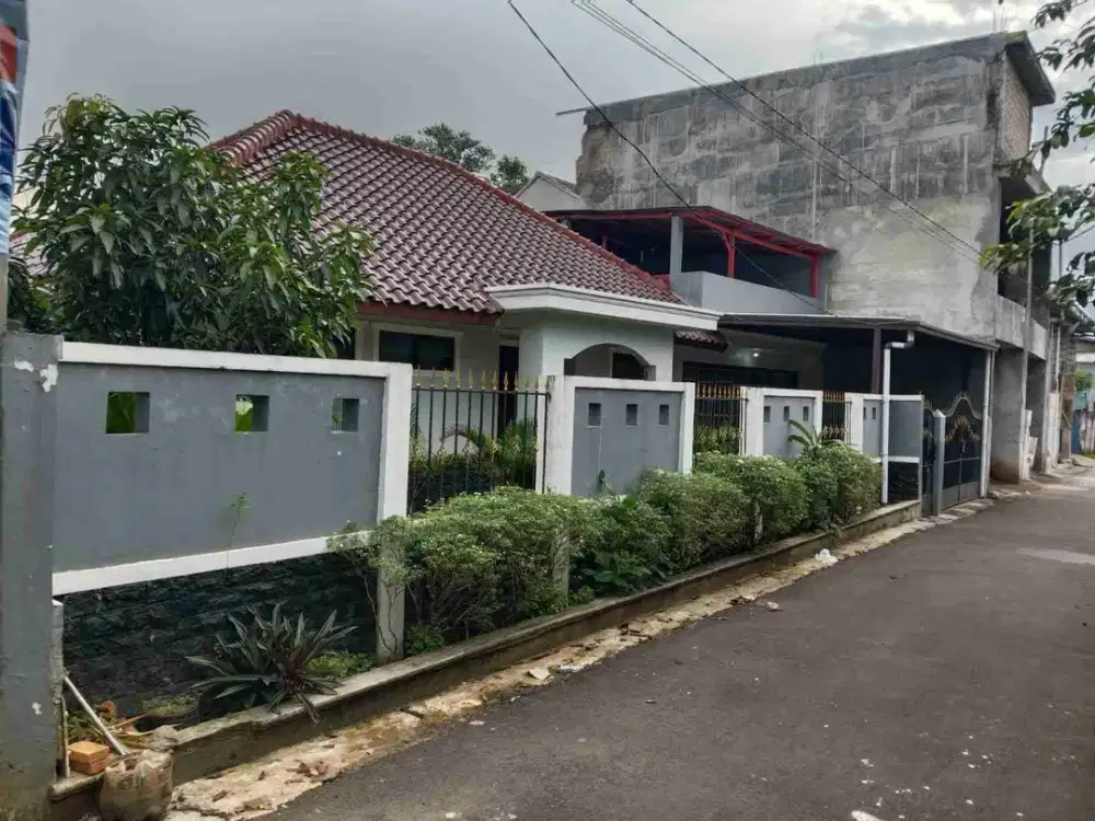 DIJUAL RUMAH 2 LANTAI DI CIBUBUR DEKAT QUANTUM & CITRA GRAND CIBUBUR