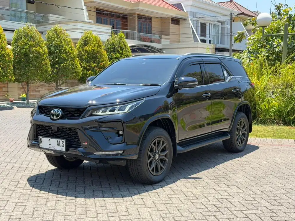 TOYOTA FORTUNER VRZ 2.8 4x4 GR SPORT TSS 2025