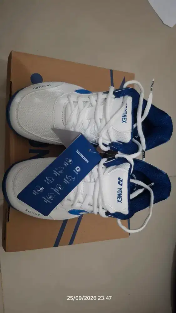 Sepatu Badminton Anak Yonex Zaptor Jr Murah