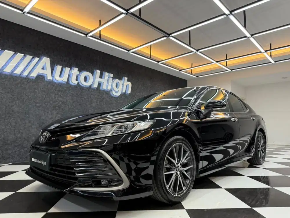 DP10% [Km24.000] Camry V 2022 Black Reg 2023 #AUTOHIGH