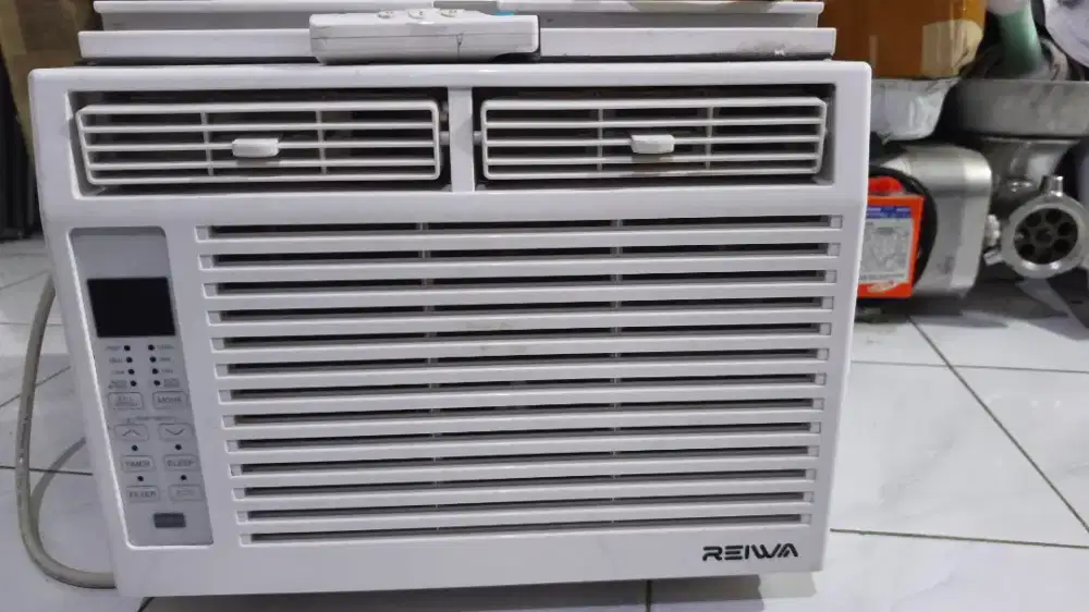AC window reiwa setengah pk
