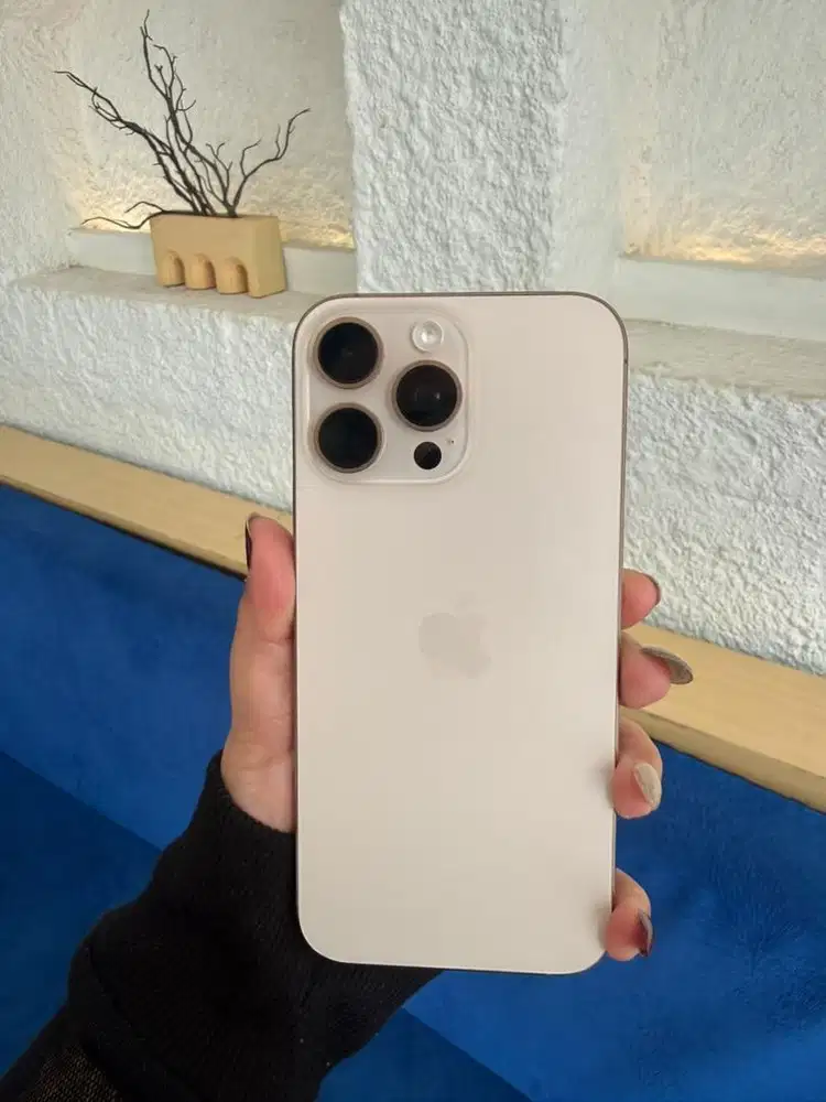 iPhone 16 Pro Max 256gb fullset no minus all operator ex pemakaian cwe