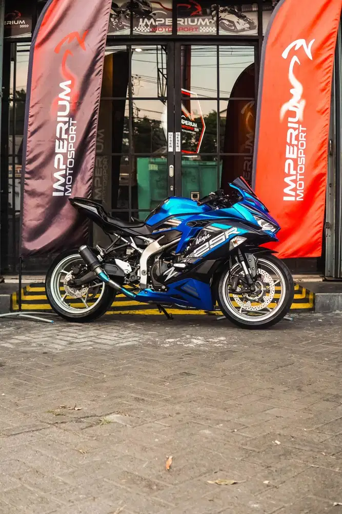 KAWASAKI ZX25R 2021 - BLUE PLASMA | FULL PAPER |