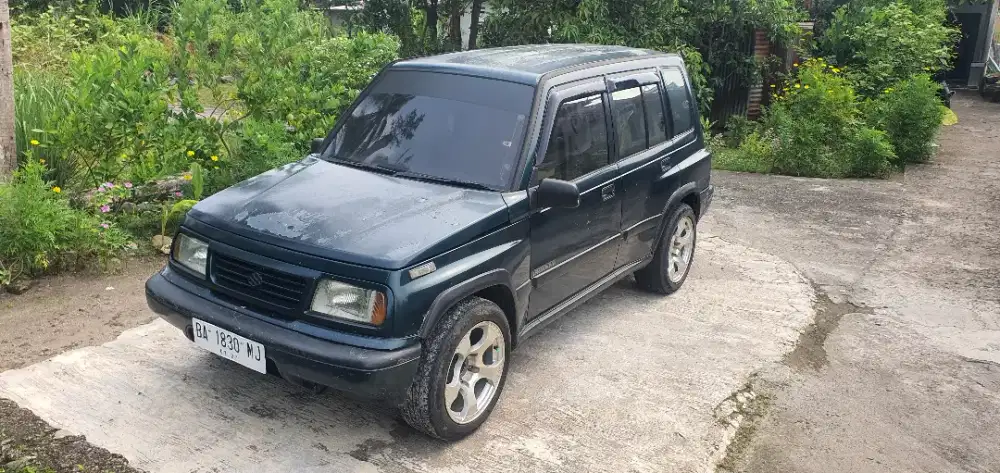 Dijual escudo tahun 1995