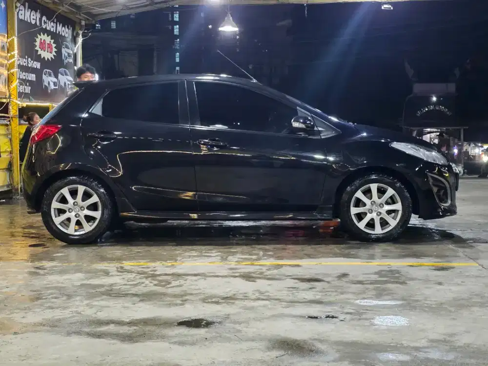 Mazda 2, manual