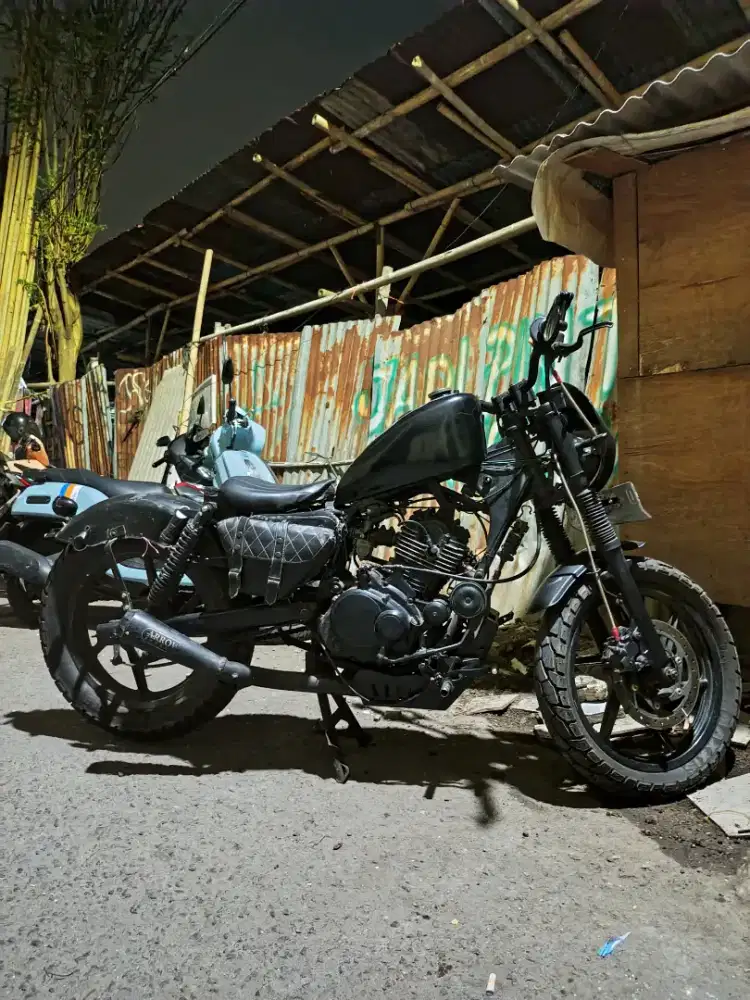 bobber basic p 200 cc
