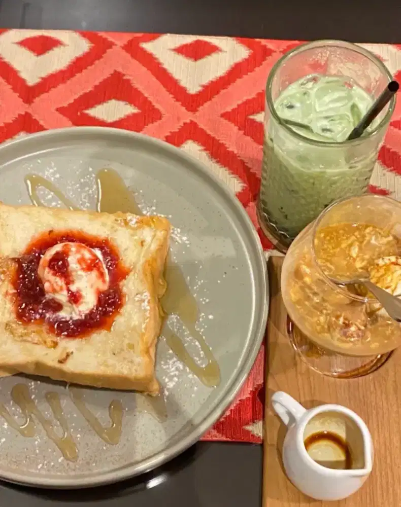 Di butuhkan wanita untuk jadi kasir di cafe jakarta
