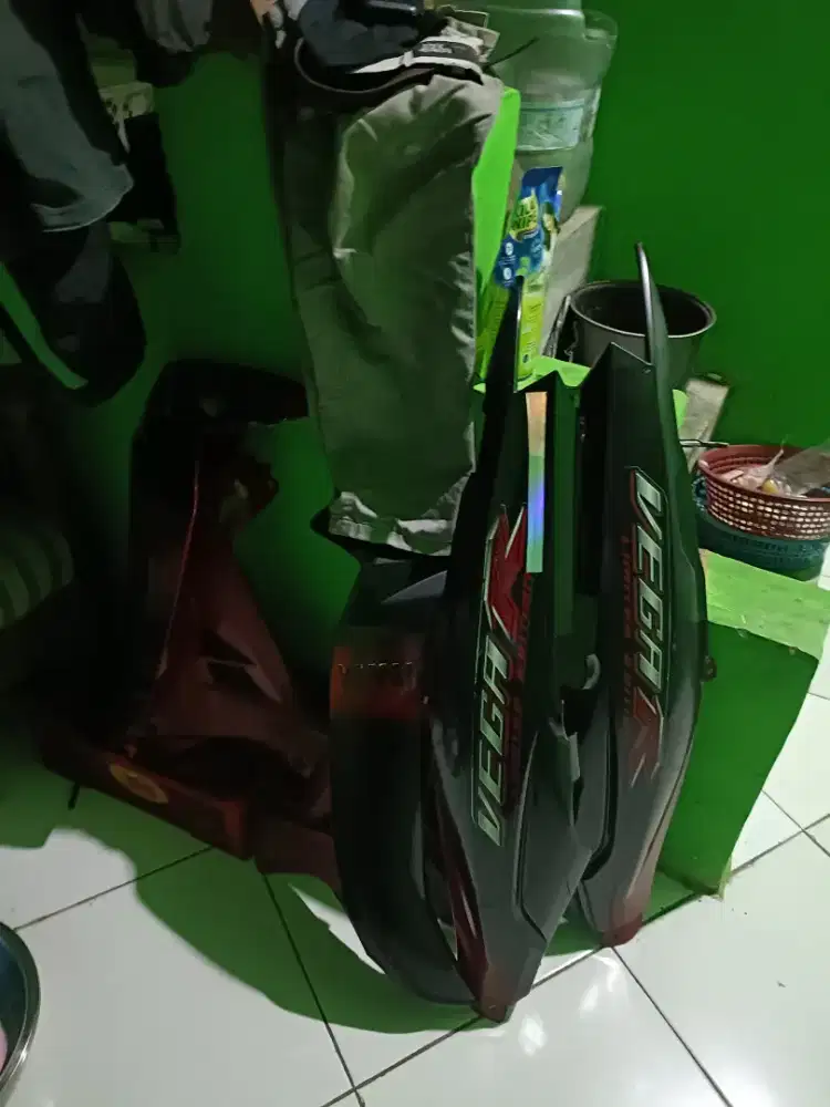 Cover body vega r new