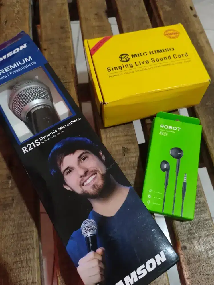 Microphone samson R21S baru, soundcard V8, headset
