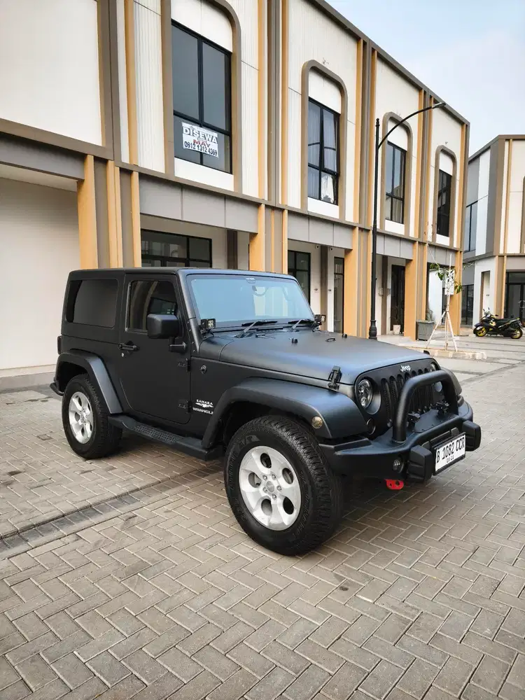 Jeep Wrangler Sahara 2 Doors 2013 Istimewa Orisinilan