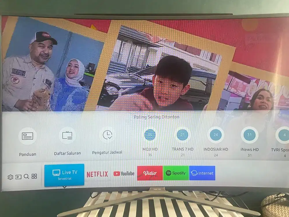 Smart TV Samsung 55 inci curved
