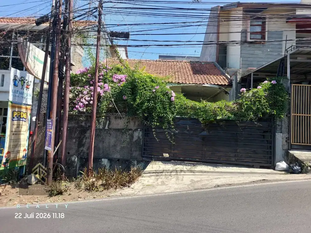 RUMAH HITUNG TANAH DI SAYAP DAGO BANDUNG Lokasi Strategis Harga Masih Nego