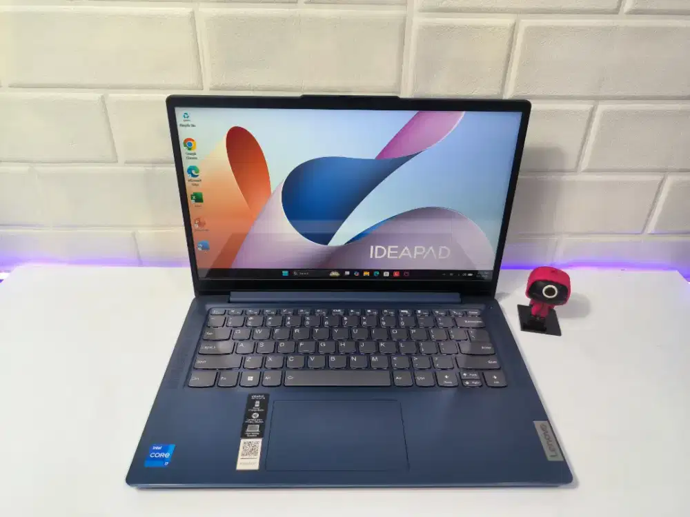 Lenovo Ideapad Slim 3 Core i7-13620H RAM 16GB SSD 512GB FHD IPS Gransi