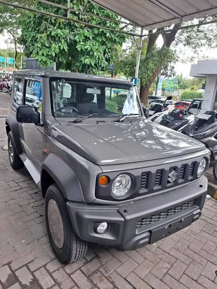 Suzuki Jimny 3 Pintu 2025 Ready Stock
