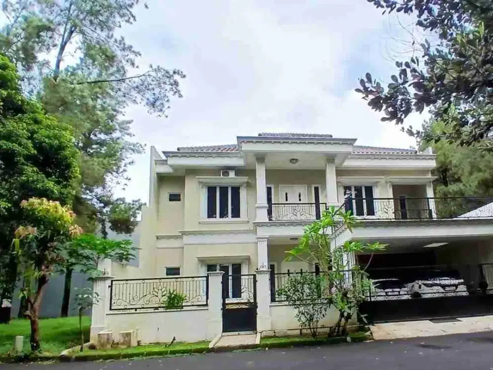 RUMAH CANTIK ADA SWIM POOL DI GIRILOKA 1, BSD TANGSEL