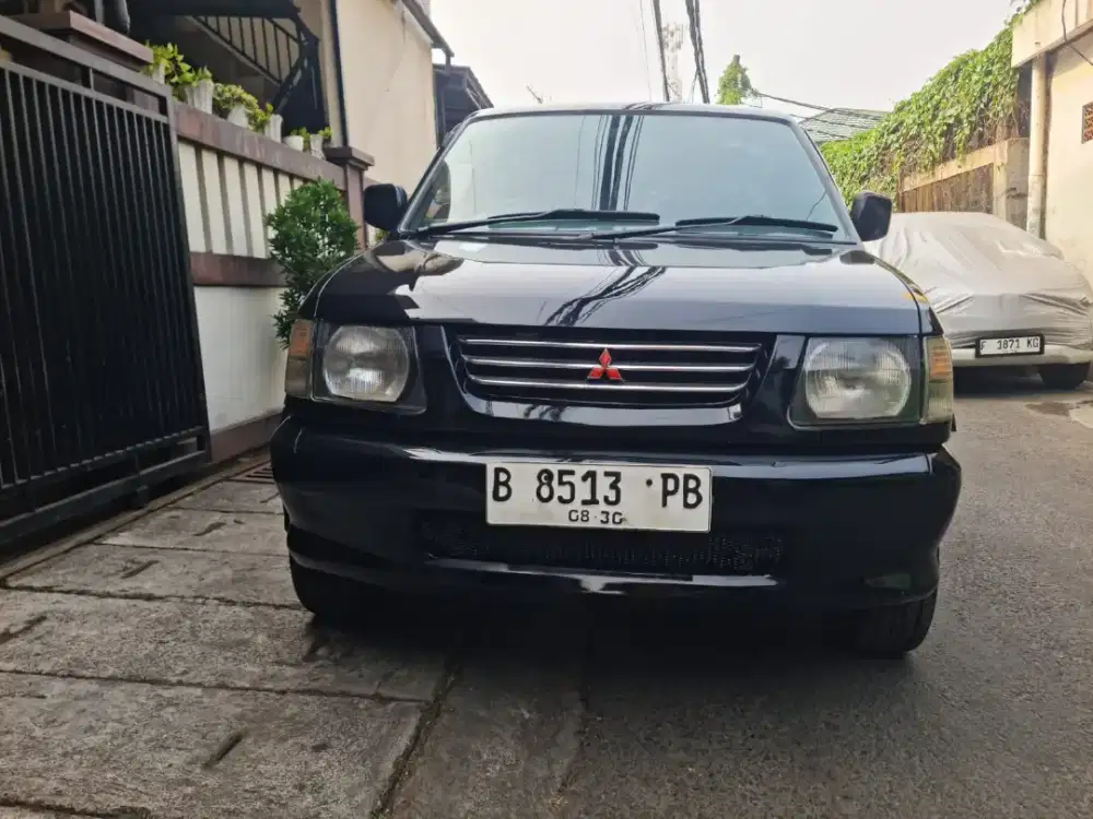 Mitsubishi Kuda diesel th 2000 Manual