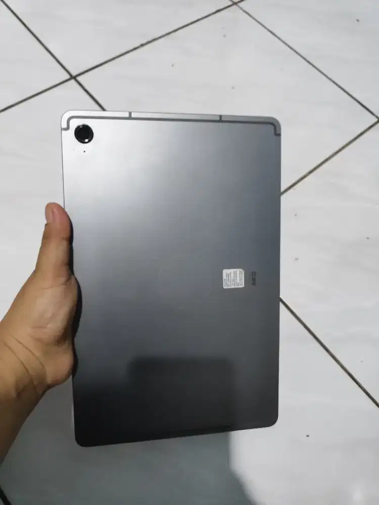 Samsung tab s9 fe 5G ram 6/128 gb second unit only