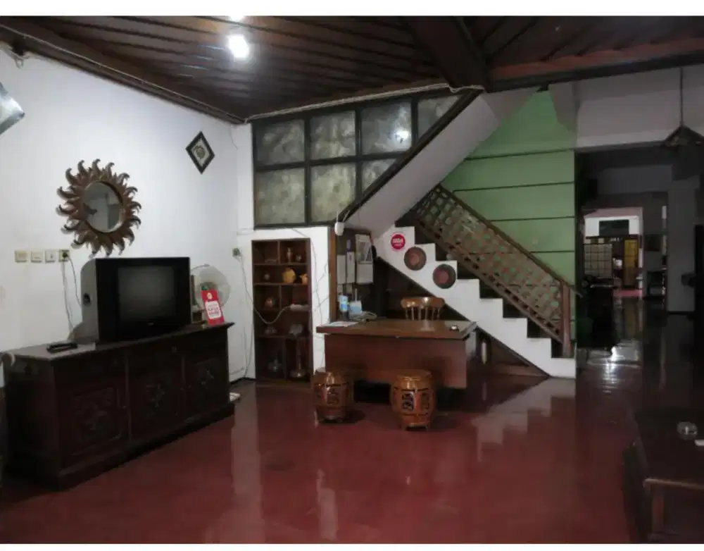 Karyawan penginapan