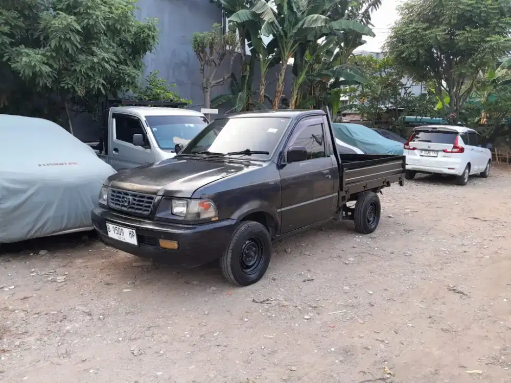 Toyota kijang pickup 1.8cc BENSIN