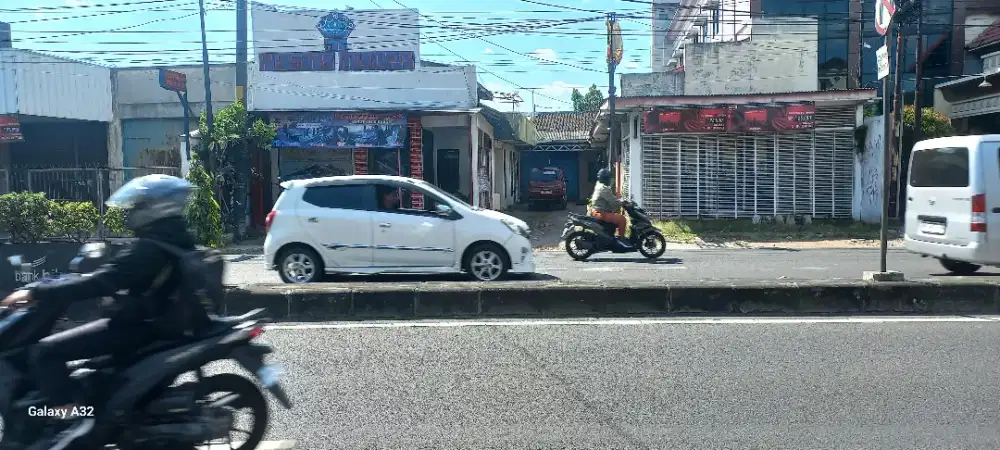 TANAH 2SHM 1 HALAMAN dalam kota BONUS 2 RuKo 1lantai, dalam kota Solo.